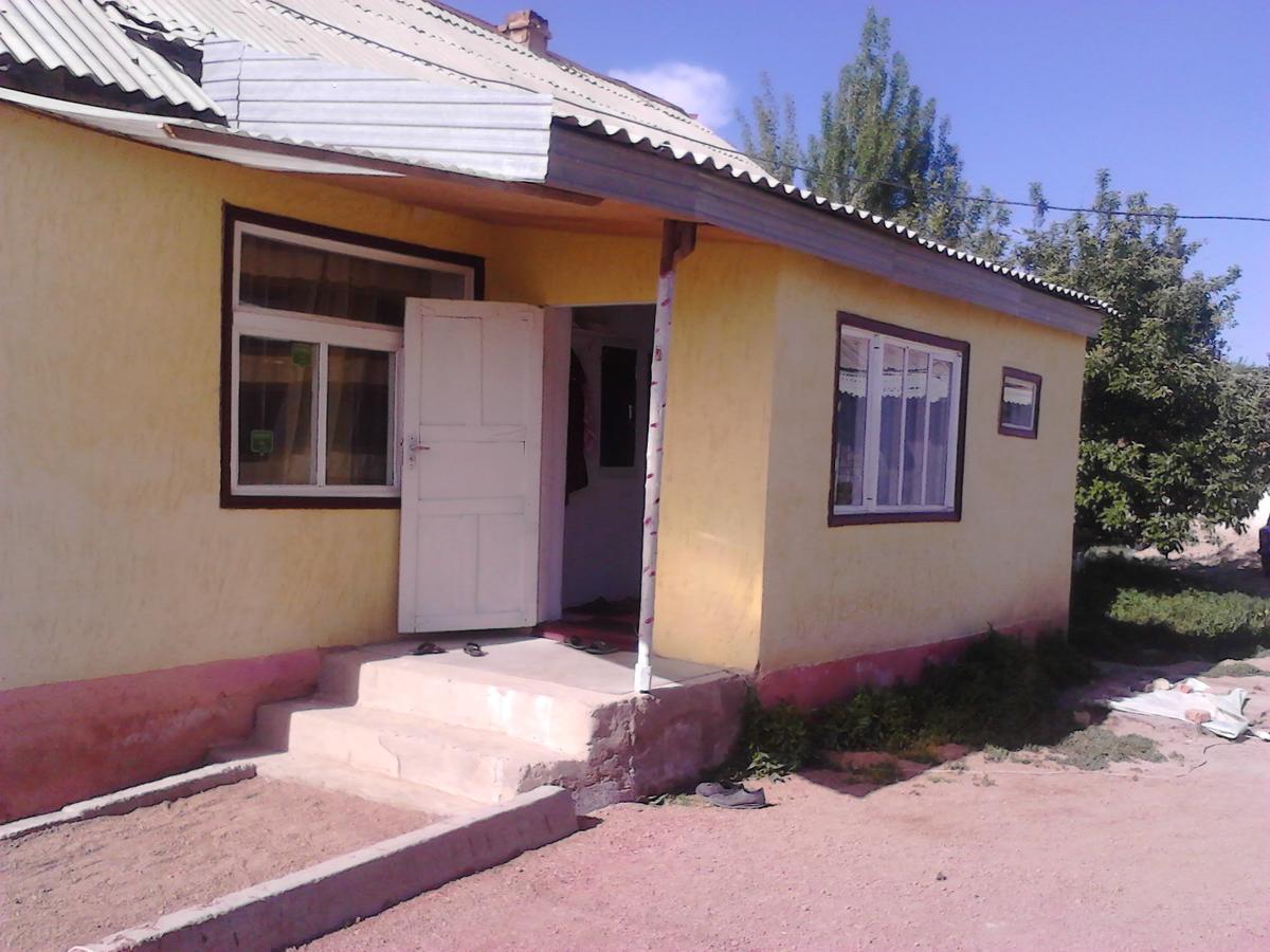 Happy Hostel In Kochkorka Exterior foto